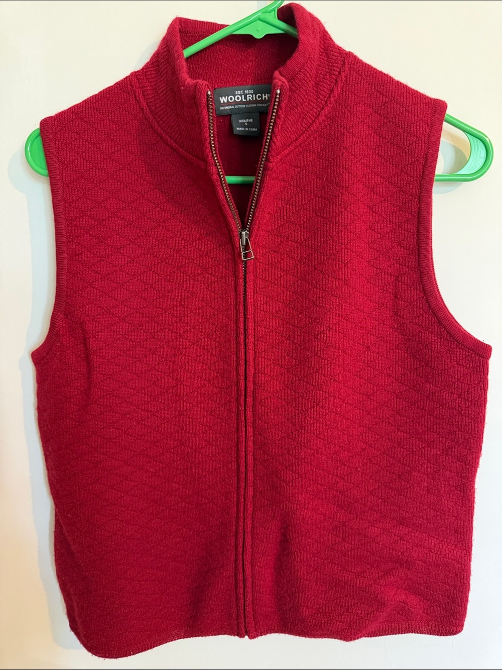Woolrich women’s Bright Red Quilted Zip-Up Vest